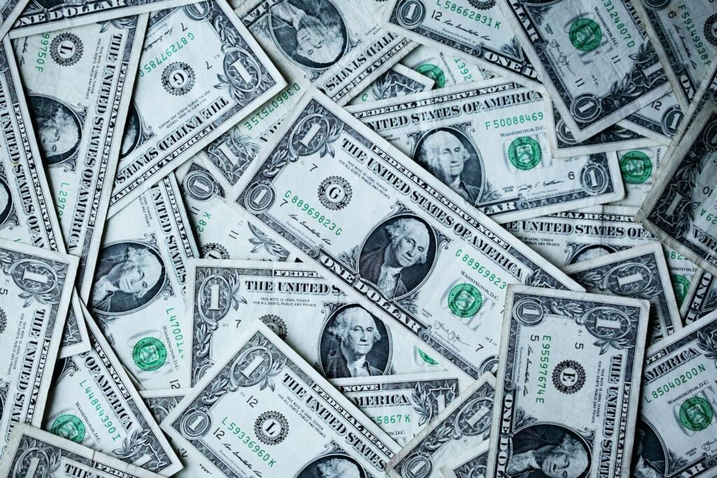 Advice for millennials, from millennials on student loans & money management